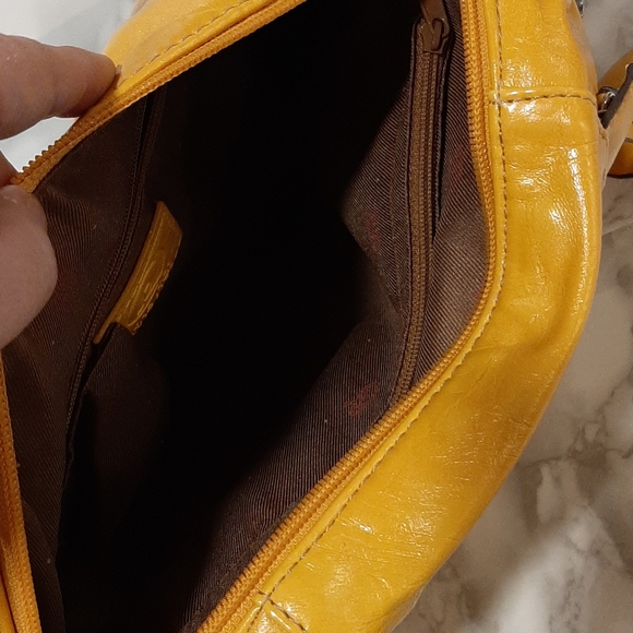 Rina Rich Purse - Picture 4 of 4